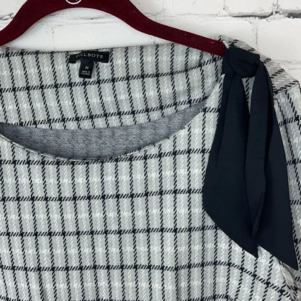 Talbots Sweater - Picture 2 of 5